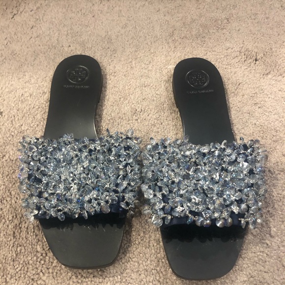 TORY BURCH Logan Embellished Slide size 6